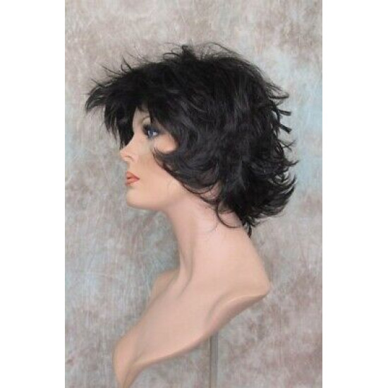 LEXY | Short Wig Natural Black Choppy Layers Flipped Ends 