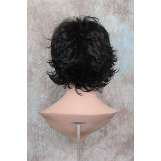 LEXY | Short Wig Natural Black Choppy Layers Flipped Ends 