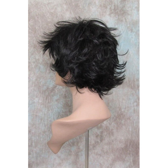 LEXY | Short Wig Natural Black Choppy Layers Flipped Ends 