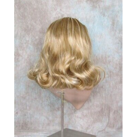ANGELA 750 | Strawberry Blonde Mix Medium Wig Gentle Waves Skin Top No Bang