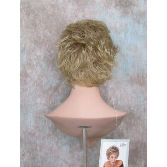 CHLOE | Medium Blonde Short Wig Stylish Cut Sleek Edges Euronext 