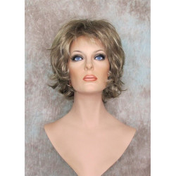 LEXY | Short Wig Ash Blonde Mix Choppy Layers Flipped Ends 