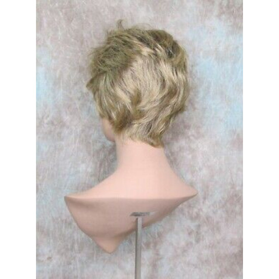 WENDY | Brown Golden Blonde Short Wig Sexy Wispy Layers Tapered Back 