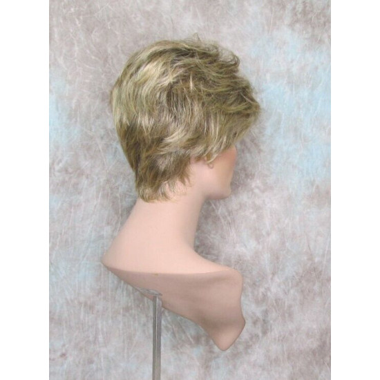 WENDY | Brown Golden Blonde Short Wig Sexy Wispy Layers Tapered Back 