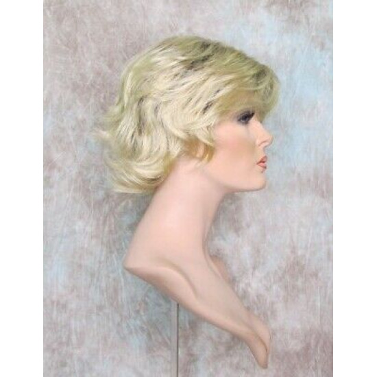 SWANNA | Champagne Rooted Short Wig Shorter Full Body Layers Bangs 