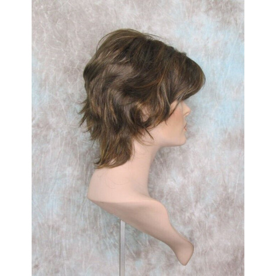 SWANNA | Med Brown Strawberry Short Wig Shorter Full Body Layers Bangs 