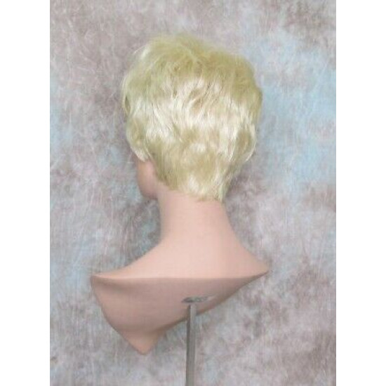 WENDY | Light Blonde Short Wig Sexy Wispy Layers Tapered Back 